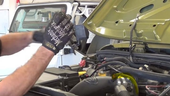 114475-115056.jpg 114475-115056.jpg