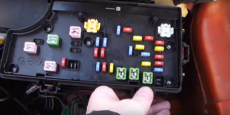 114864-115914.jpg 114864-115914.jpg