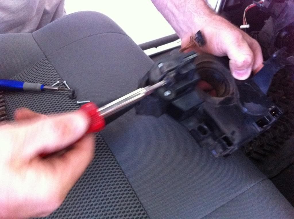 How to Replace the Clockspring on a Jeep Wrangler JK | Jeep Wrangler JK Forum How To Turn On Rear Windshield Wiper Jeep Wrangler