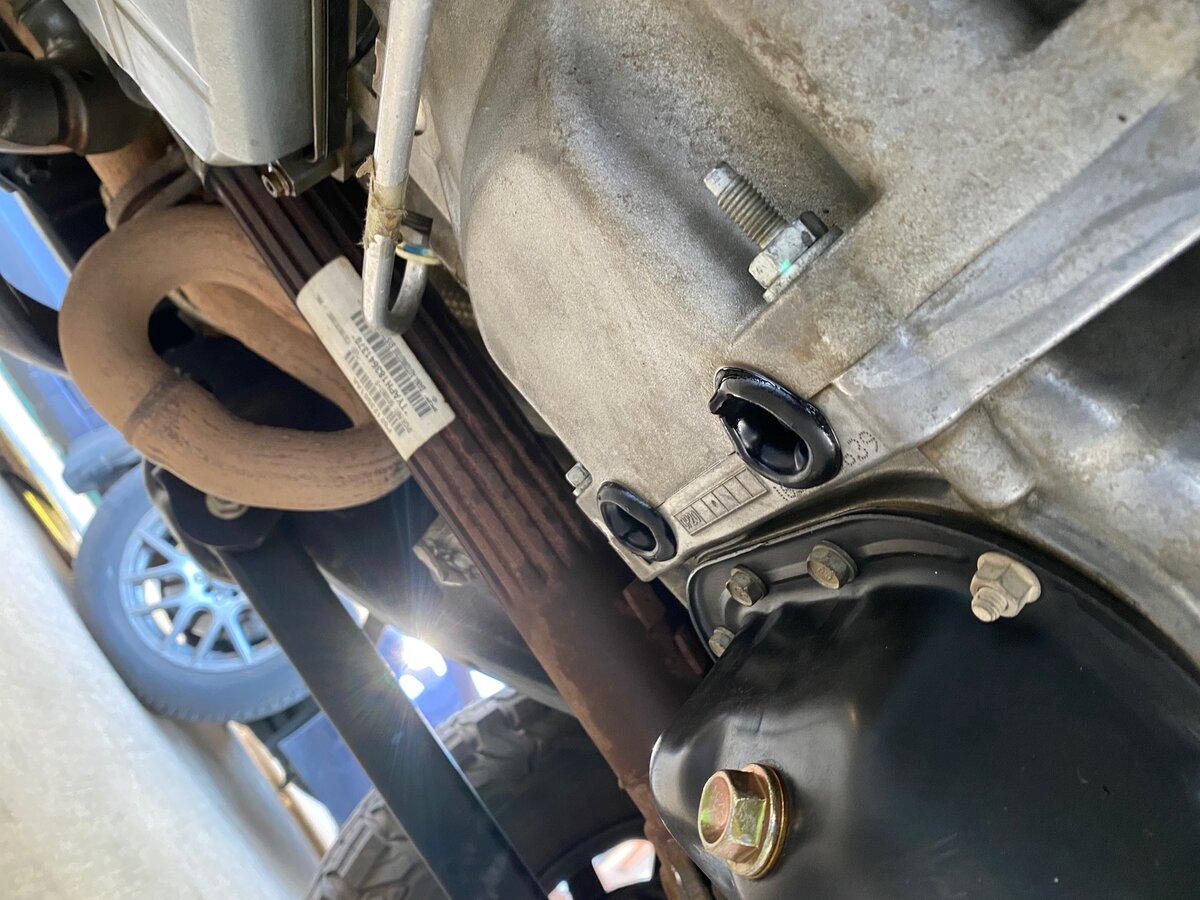 JK leaking with 89k miles and new rear main seal | Jeep Wrangler JK Forum