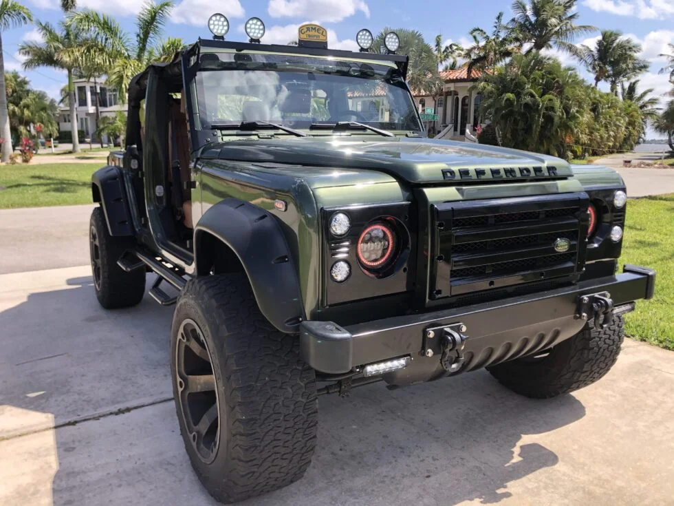 1997-land-rover-defender-110-for-sale-980x735.webp