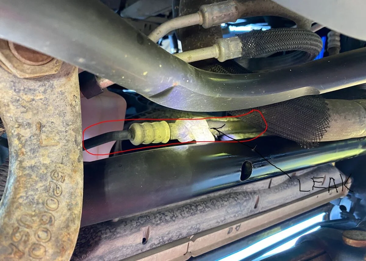 2016 jeep jk leak.webp