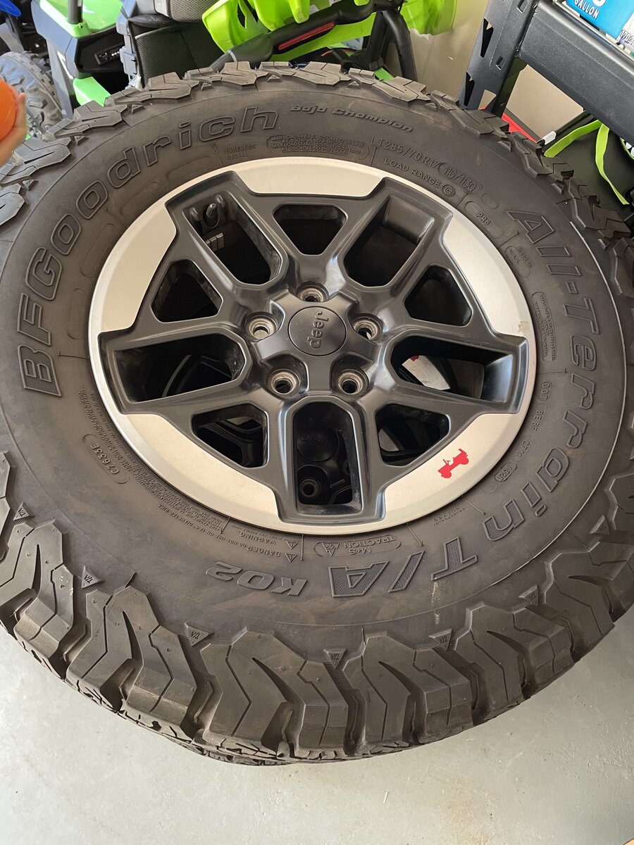 5D760E0D-D8CE-4B94-9A11-64005C06F88E.jpeg 5D760E0D-D8CE-4B94-9A11-64005C06F88E.jpeg