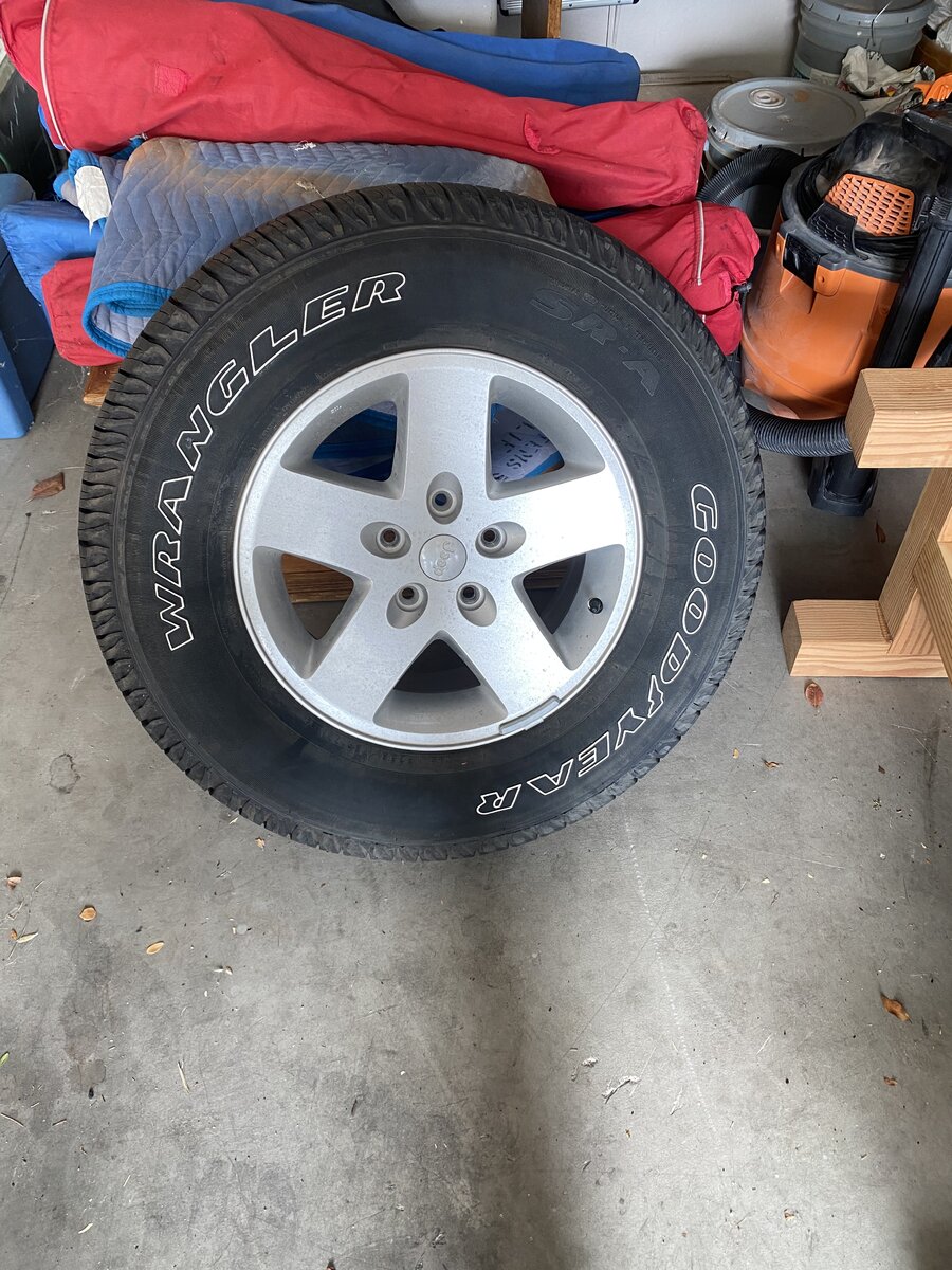 Should I remove my spare tire or not? Jeep Wrangler JK Forum