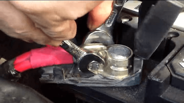 BatteryConnector-116034.png