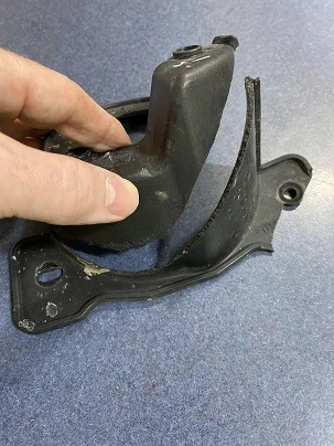 broken bracket.webp