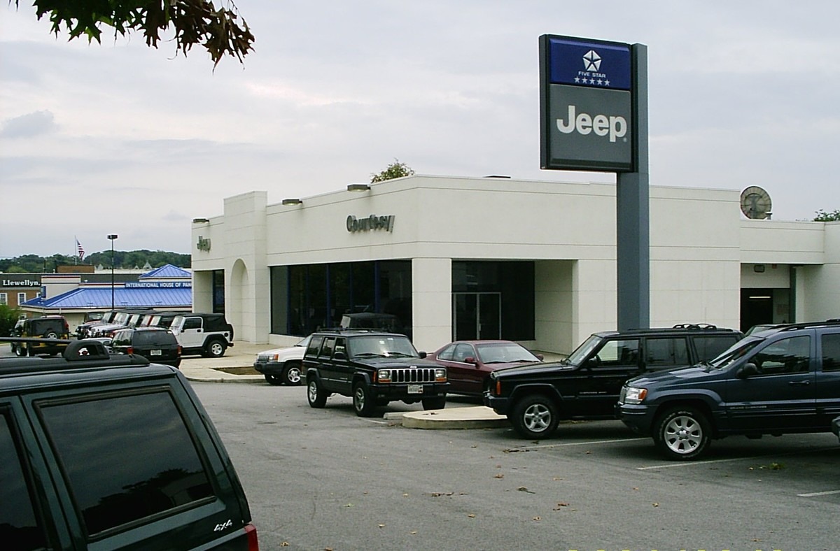 Car_dealership_in_Rockville_Maryland_Jeep.jpg Car_dealership_in_Rockville_Maryland_Jeep.jpg