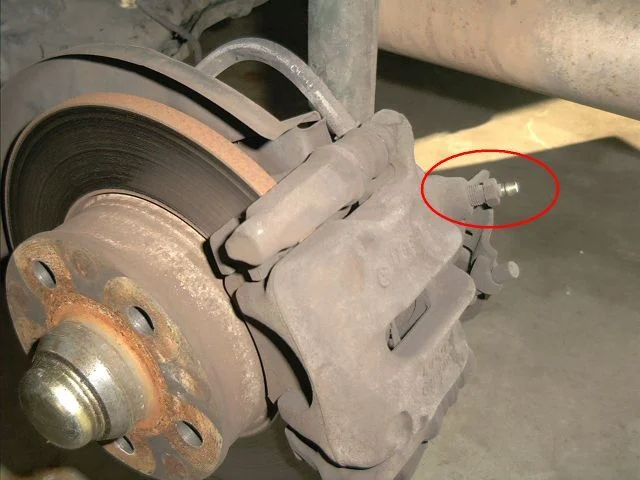 DiskBrakeBleederValve-113569.webp
