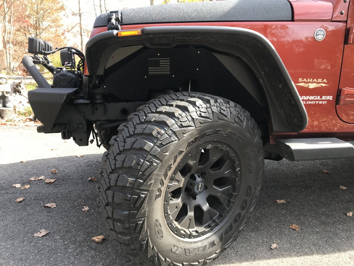 Front driver's side tire rim hood bumper.jpg Front driver's side tire rim hood bumper.jpg