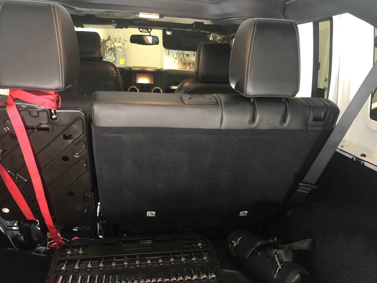 Rear seat won't latch upright | Jeep Wrangler JK Forum