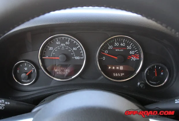 Instruments-Jeep-Wrangler-Rubicon-Hard-Rock-3-9-15.webp