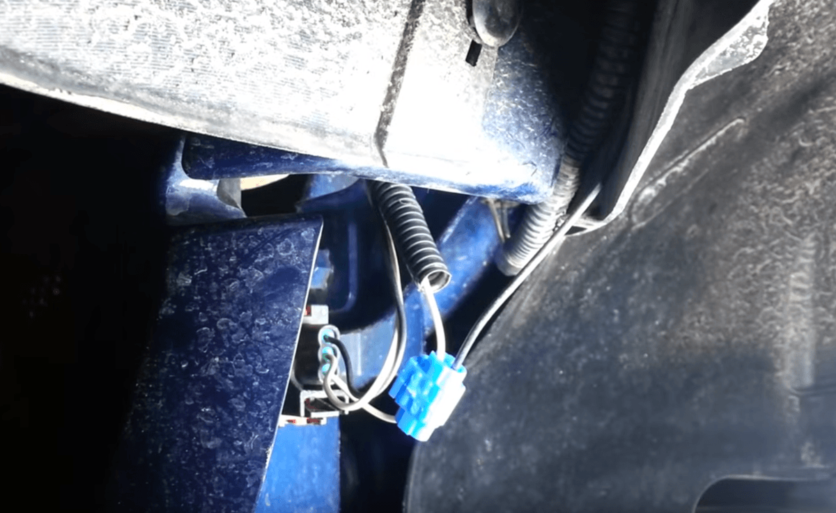 -Jeep-side-marker-light-blinker-MOD-YouTube-114390.png