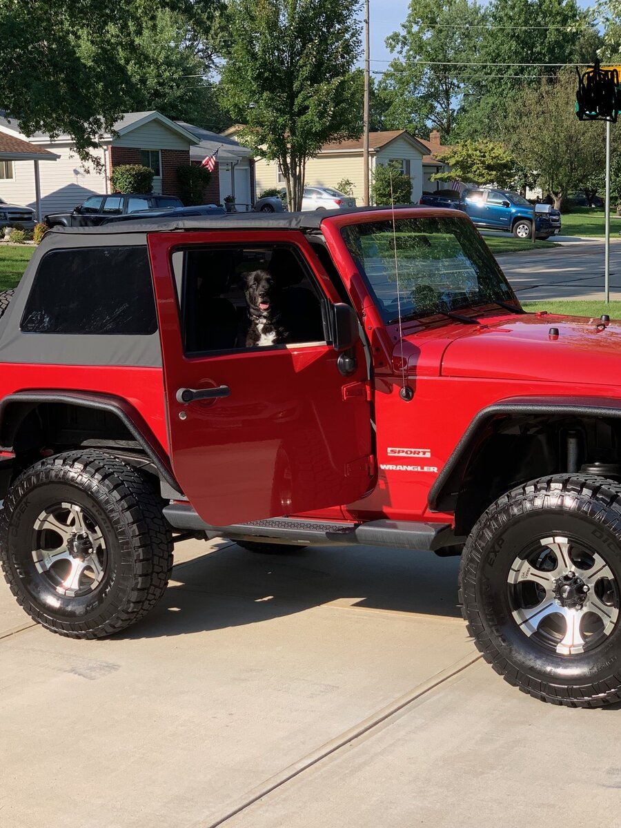 Jeep1.jpg Jeep1.jpg