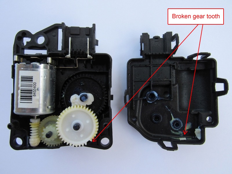 Jeep_JK_Blend_Door_Actuator_017.jpg Jeep_JK_Blend_Door_Actuator_017.jpg