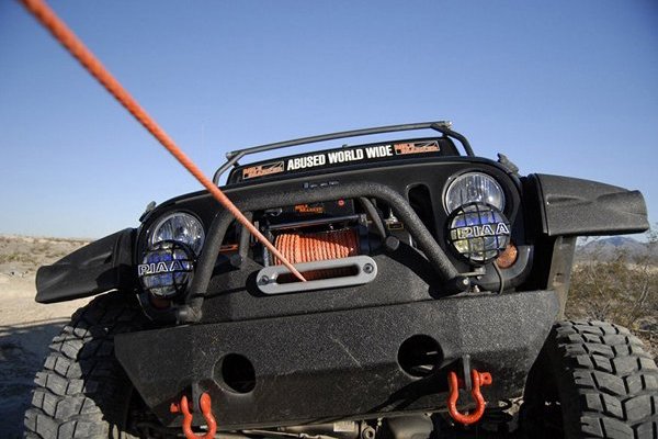 mile-marker-winch-on-jeep-synthetic-rope-117032.jpg