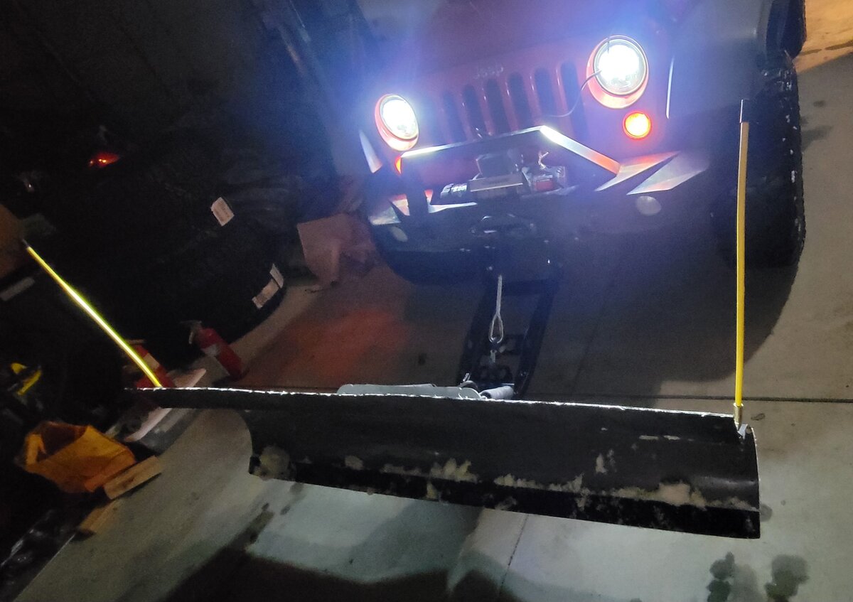 ROXY PLOW 33.jpg ROXY PLOW 33.jpg
