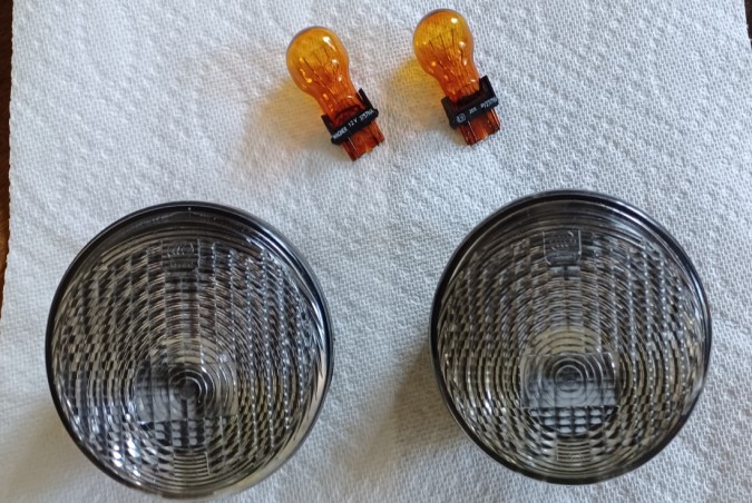 Turn Signal 1.jpg Turn Signal 1.jpg