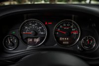 mited-rubicon-10th-anniversary-edition-dash-guages.jpg