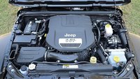 3-6L-UNDER-HOOD-BEAUTY-122093.jpg
