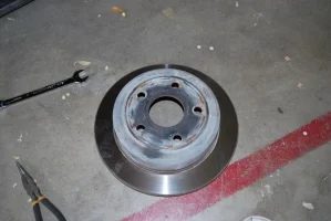 wheel_stud_05-118733.webp